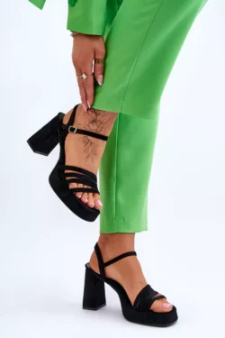 Moterims  suede platforminiai sandalai, juodi Verda