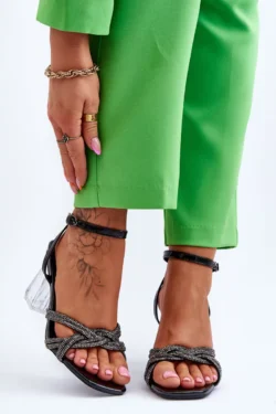 Odos sandalai ant skaidraus strypo Juodi Randy