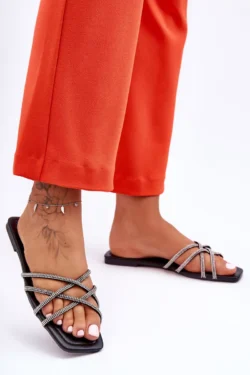 Moterims  dirželiai su dirželiais ir dirbtiniais brangakmeniais, juodi Leomi