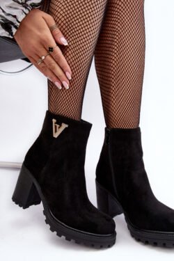 Moterims  odiniai batai su kulnais ir papuošimais, juodi, tvirti