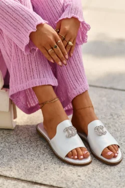 Elegantiškos moteriškos blizgios šlepetės su papuošimais S.Barski KV27-050 Sidabrinės