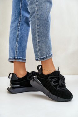 Moteriški suede sportiniai bateliai su platforma ir storais raišteliais Artiker 54C1464 Juodi