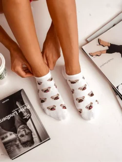 Moteriškos medvilninės kojinės su mopsais, baltos