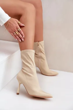 Audinio batai su aukštu kulnu, šviesiai smėlio spalvos „Amune“