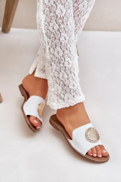 Odos šlepetės su papuošimais ant plokščio kulno, baltos spalvos, Zazoo 3047/O