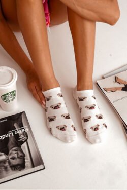 Moteriškos medvilninės kojinės su mopsais, ekru