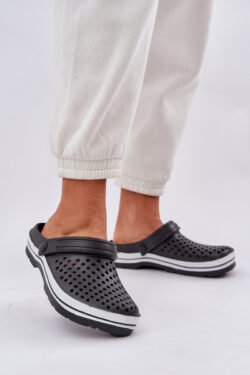 Lengvos putų moteriškos šlepetės, juodos spalvos, „Ardanica“