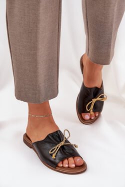 Odos plokščios elegantiškos šlepetės su kaspinu Lewski 3572 Juodos