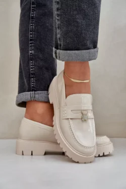 Lakuotos moteriškos mokasinai su meškiuku, smėlio spalvos Wulinea