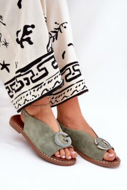 Plokščiapadžiai sandalai su dekoracija Green Haliones