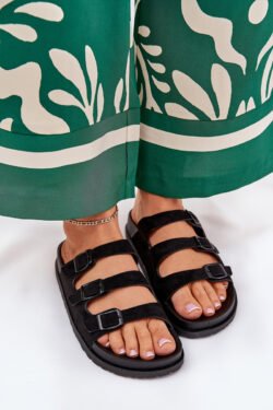 Moterims skirti šlepetės su dirželiais ir sagtimis, juodos spalvos - Uliri