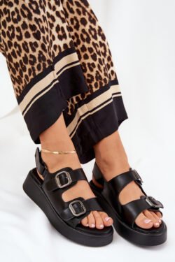 Moteriškos platformos ir pleišto basutės su sagtimis Juodos spalvos Genorre