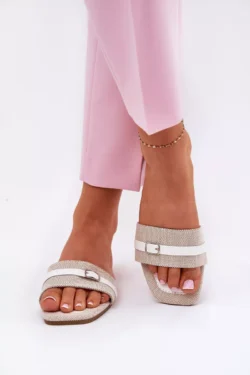 Laisvalaikio moteriški šlepetės su dirželiu ir sagtimi, smėlio-baltos spalvos Zilina