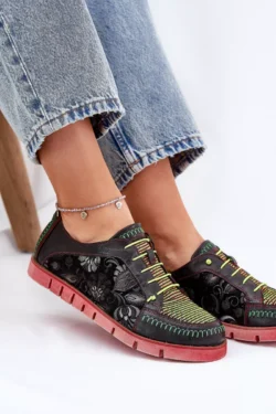 Odiniai raštuoti moteriški batai Maciejka 06784-20 juodi