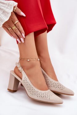 Atvirti bateliai su smailiais pirštgaliais ant kulno, smėliniai Sergio Leone SK163