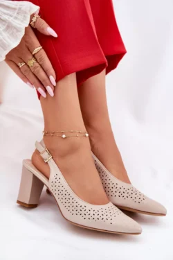 Atvirti bateliai su smailiais pirštgaliais ant kulno, smėliniai Sergio Leone SK163