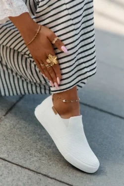 Moteriški slip-on sportbačiai Big Star RR274717 Balti