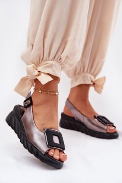 Moteriškos odinės pleišto basutės su dekoracija Artiker 56C2158 grafito spalvos