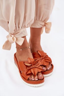 Moteriškos odinės atraminės basutės su dekoratyviniu gėlių raštu ARTIKER 52C0505 Oranžinės