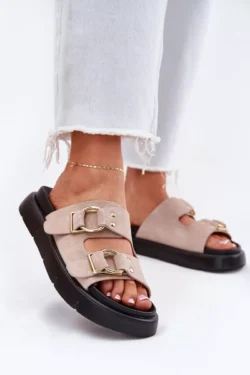 Moterims skirtos zomšinės šlepetės su dekoratyvinėmis sagtimis Big Star RR274659, šviesiai rožinės spalvos