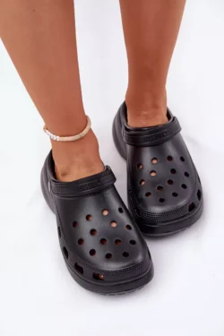 Putų moteriškos šlepetės ant masyvaus pado Big Star RR274A118 juodos