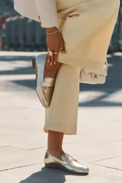 Odinės slip-on bateliai moterims Maciejka K6809-25 Gold