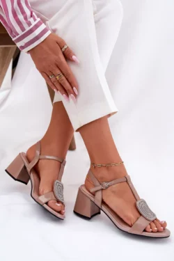 Odos Apsiaustos Moteriškos Basutės Su Dekoracija Vinceza 91134 Smėlio Spalvos