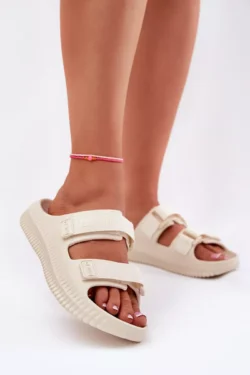 Moterims skirti "Velcro" užsegami "BIG STAR" šlepetės su putplasčio padu, "RR274A529", "Beige"