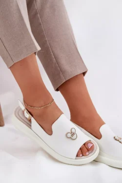 Moteriškos odinės basutės su Vinceza 66757 dekoracija, baltos