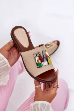 Moteriškos basutės su auksine apdaila Clelione