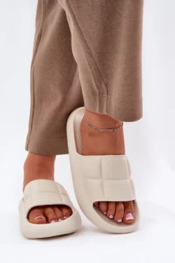 Moterims skirti „LEE MAYA SLIDER WOMEN LOW 50251016“ basutės, smėlio spalvos