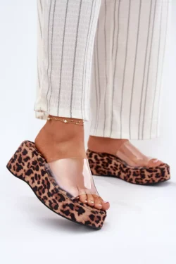 Moterims skirti sandalai su skaidriu dirželiu ant "panther" platformos "Meltiana"