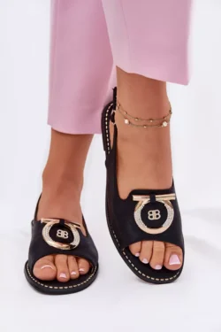 Elegantiškos basutės su papuošimu ant plokščio kulno S.Barski KV51-003 Juodos