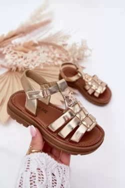 Mergaitiški sandalai su dekoratyviniu auksiniu "Serina" elementu