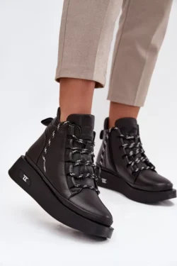 Odinė moteriška platformos aulinukė su pamušalu Artiker 55C0809 juoda