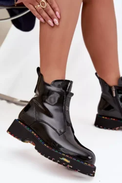 Lakinės odos moteriški batai iš natūralios odos, su pašiltinimu. Artiker 57C0166 Juodi