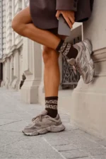 Moteriškos kojinės "Two Spotted Stripes", rudos