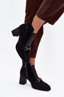 Moteriški aulinukai su "Artiker" 57C0124 juodos spalvos, pagaminti iš natūralaus zomšo ant kulno