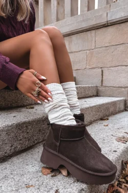 Moteriški sniego batai iš natūralaus zomšo su kailio pašiltinimu Šokolado spalvos Milora