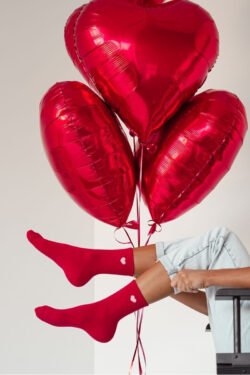 Moteriškos kojinės su mažomis širdutėmis, raudonos