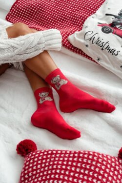 Moteriškos Kalėdinės kojinės su lokiu ir Kalėdų senelio kepure, raudonos