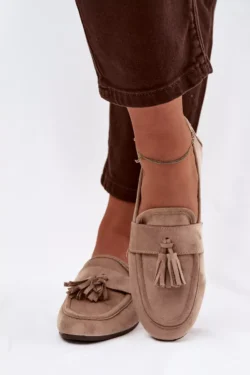 Moteriški plokšti loferiai su kutais, smėlio spalvos „Marilisse“