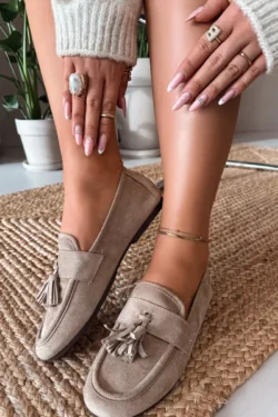 Moteriški plokšti loferiai su kutais, smėlio spalvos „Marilisse“