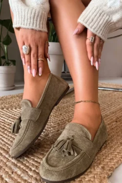 Moteriški plokšti loferiai su kutais, žalios spalvos „Marilisse“