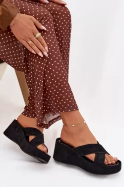 Moteriškos platforminės basutės iš ekologiškos odos, juodos spalvos „Calorine“