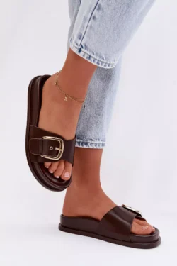 Moteriškos šokoladinės spalvos „Rosivana“ šlepetės su aukso spalvos sagtimi