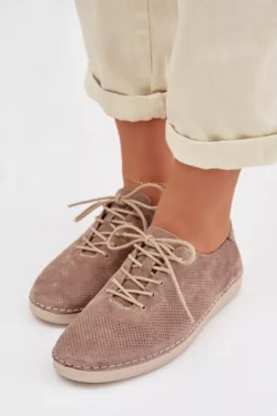 Moteriški pusaukštūs batai iš natūralios odos S.Barski LR61-7080 Tamsiai smėlio spalvos