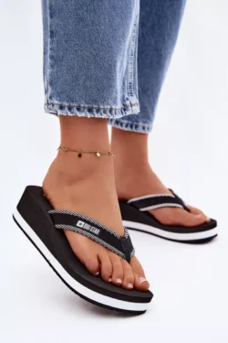 Moteriškos BIG STAR SHOES šlepetės su platforma NN274A727 juodos