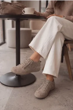 Moteriški odiniai zomšiniai loaferiai „Beige Brindle“
