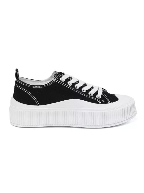 Juodai balti sportbax10Diai ant grubaus pado 1